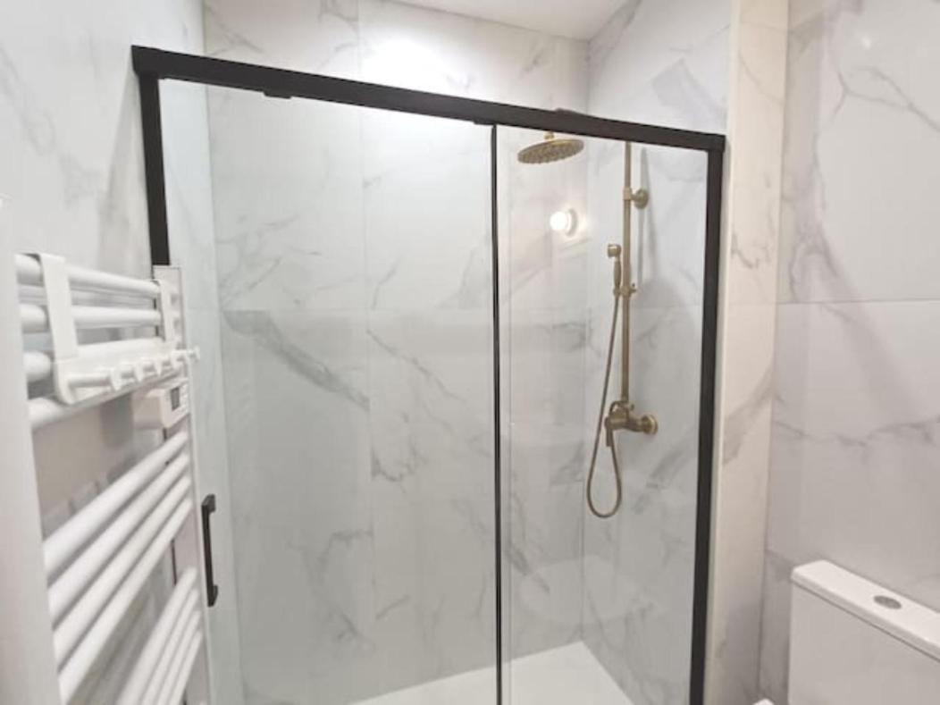#Seasons. 2' From Av Champagne. Design Cocoonig. New Daire Épernay Dış mekan fotoğraf